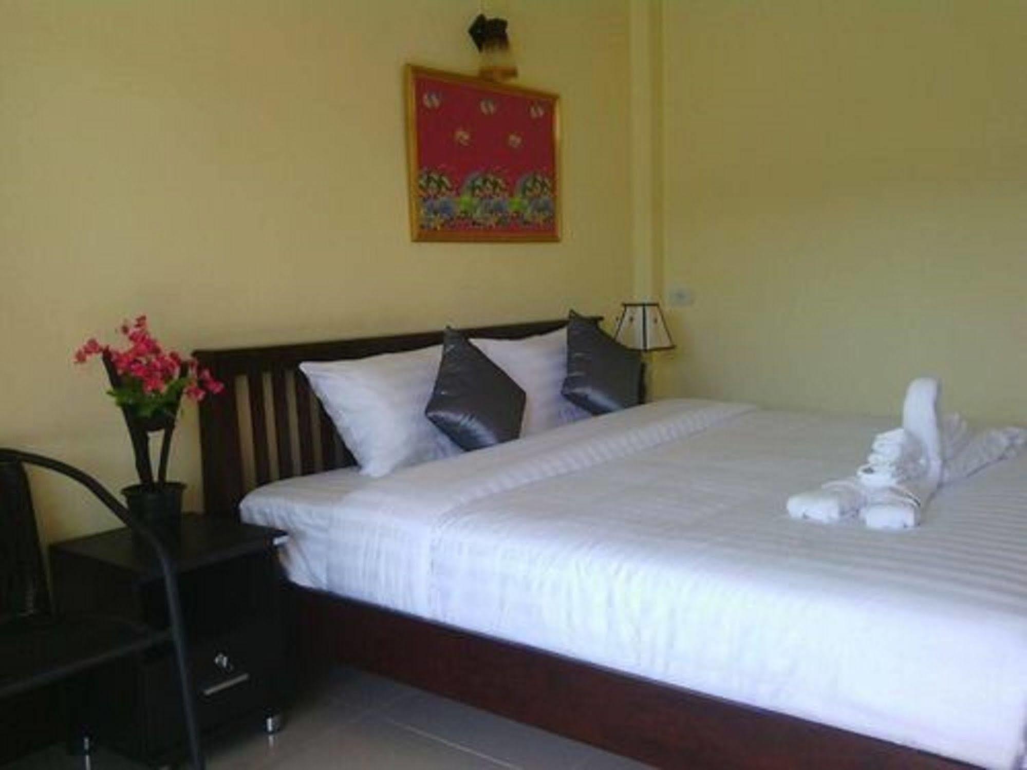 Sunanta Bungalow Koh Lanta Ngoại thất bức ảnh